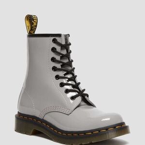 DR. MARTENS 1460 PATENT LEATHER LACE UP BOOTS ZINC GREY PATENT LAMPER SIZE 8